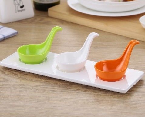 Harga yang bagus Perlengkapan Melamin Meja Berwarna Custom Dapur Plastik Besar Yang Digunakan untuk Hotel on line