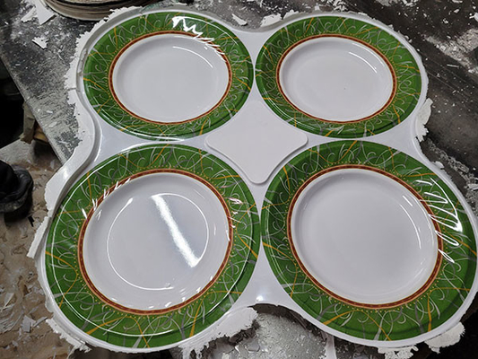 Harga yang bagus OEM Mesin Pencuci Piring Aman Tidak Berbau Set Peralatan Makan Melamin on line